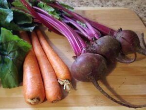 Read more about the article Juicing with Beets.  Great way to eat them.